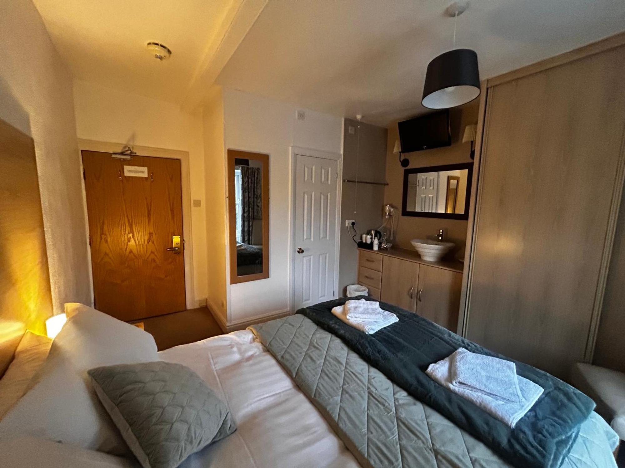 Kearton Guest House Thwaite Екстериор снимка